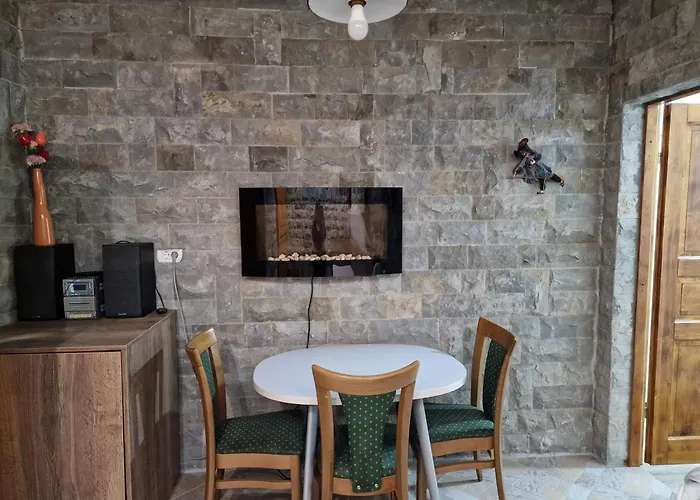 Apartma Nika