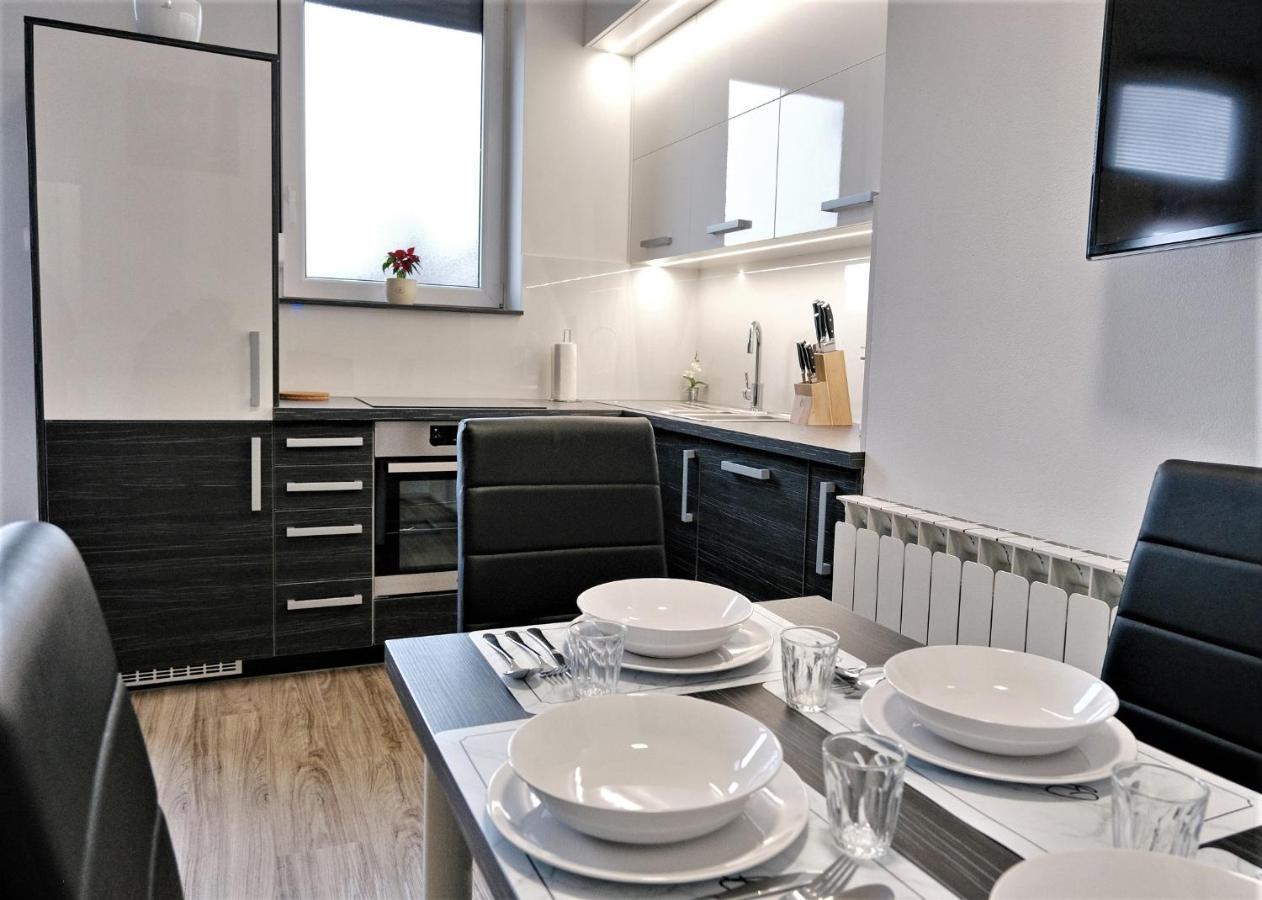 Apartma Nika *