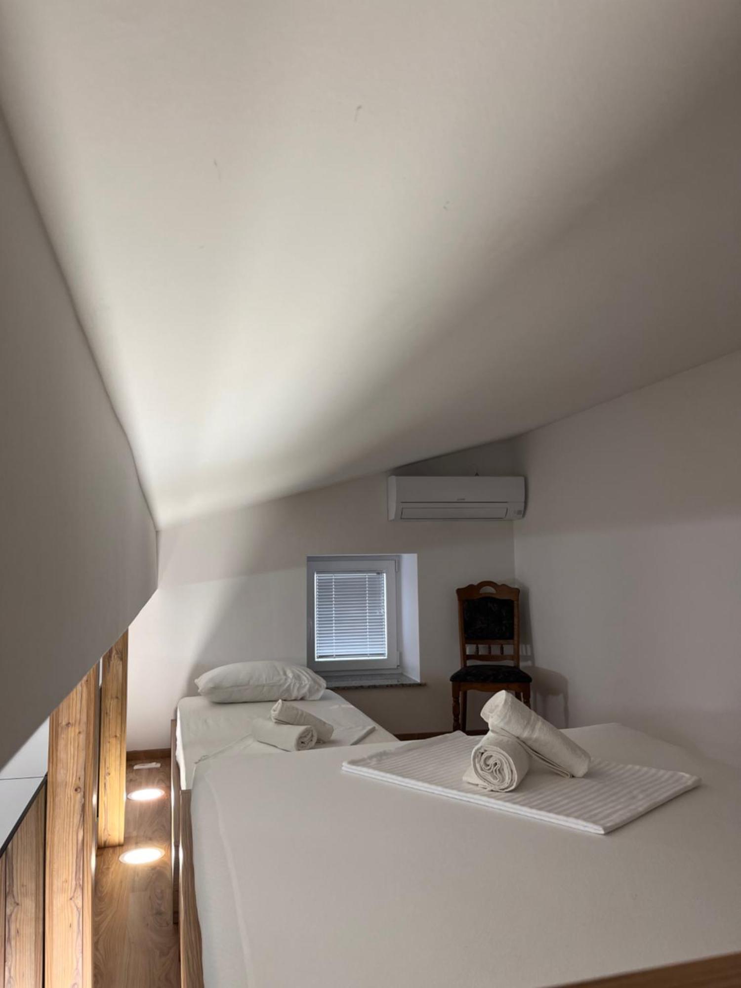 Apartma Nika Apartment *